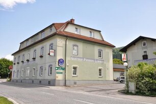 Gasthof-Pension-Kegelbahnen Lammer